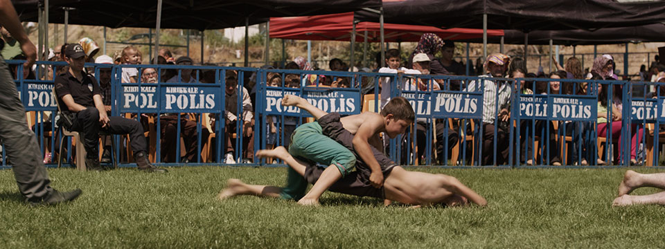 Genç pehlivanlar (Young Wrestlers)