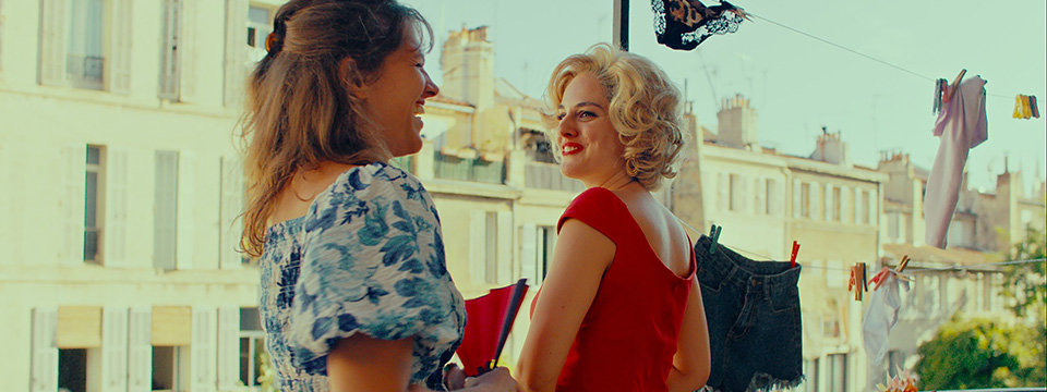 Les femmes au balcon (The Balconettes)