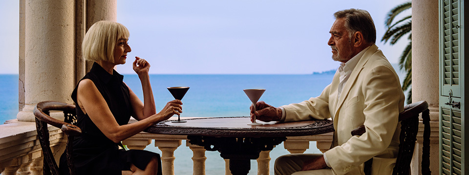 Reflet dans un diamant mort (Reflection in a Dead Diamond)