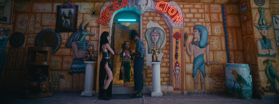 Llueve sobre Babel (Rains Over Babel)