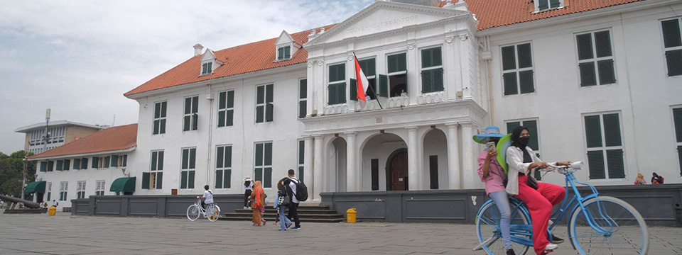 Kruisbestuiving in architectuur (Indonesië en Nederland 1900 tot 1940)