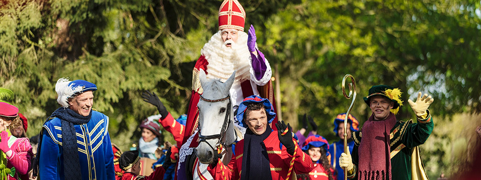 De grote Sinterklaasfilm en de vliegende pieten